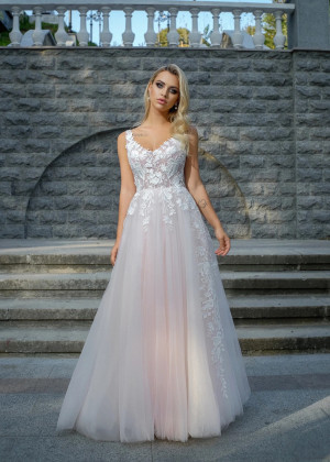 Beaded Lace Tulle Deep V Back Sexy Wedding Dress